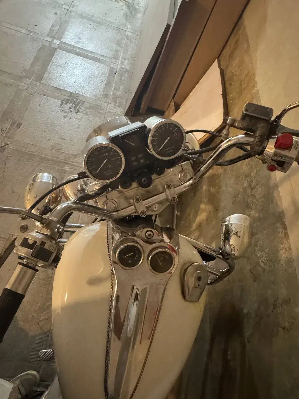 هارلی دیویدسون|موتورسیکلت|شیراز, ریشمک|دیوار