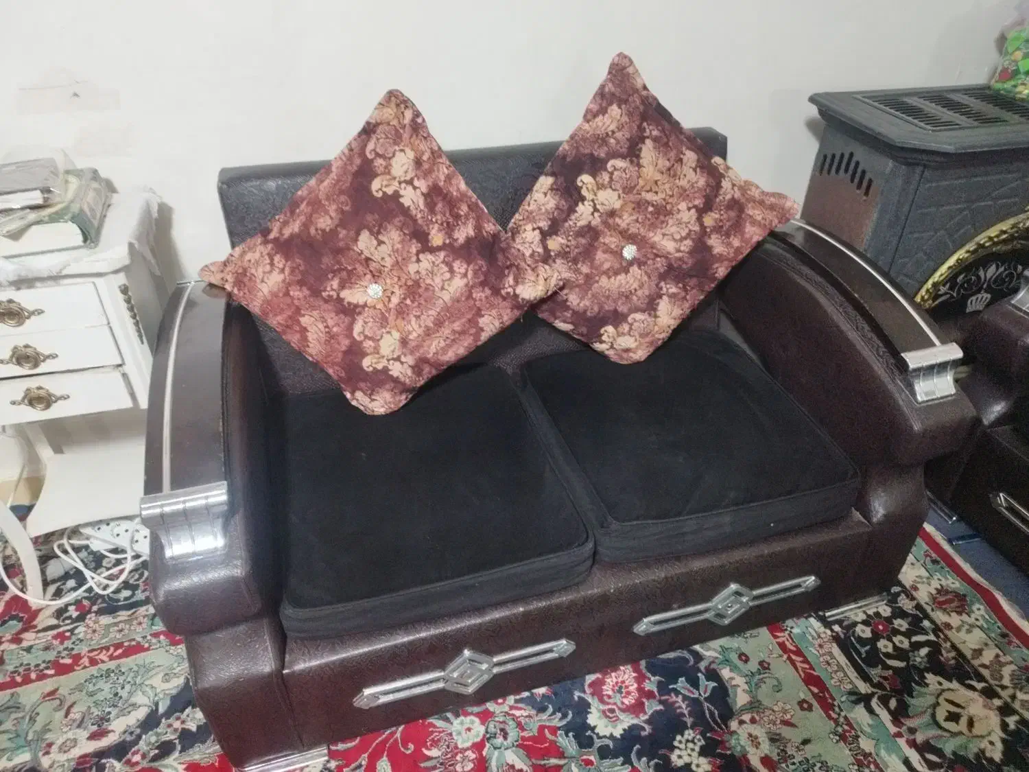 مبل مبل ۷ نفره با میز عسلی ،در حد نو|مبلمان خانگی و میز عسلی|جاجرود, |دیوار