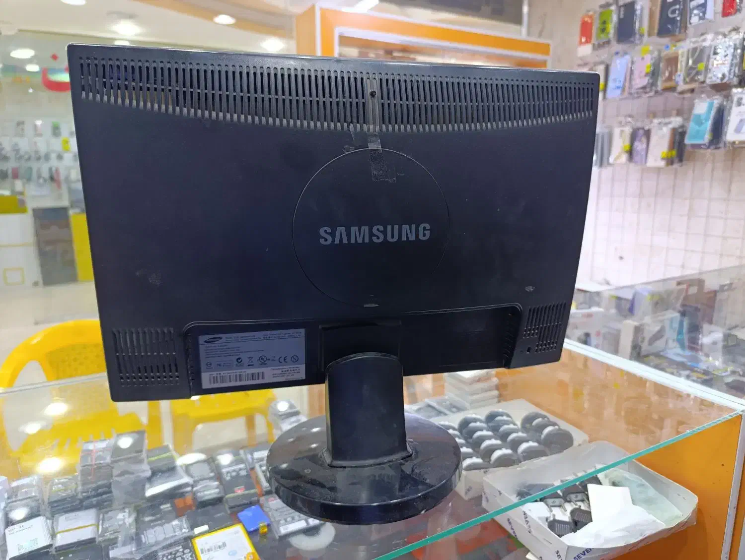 مانیتور سامسونگ|قطعات و لوازم جانبی رایانه|زاهدان, |دیوار