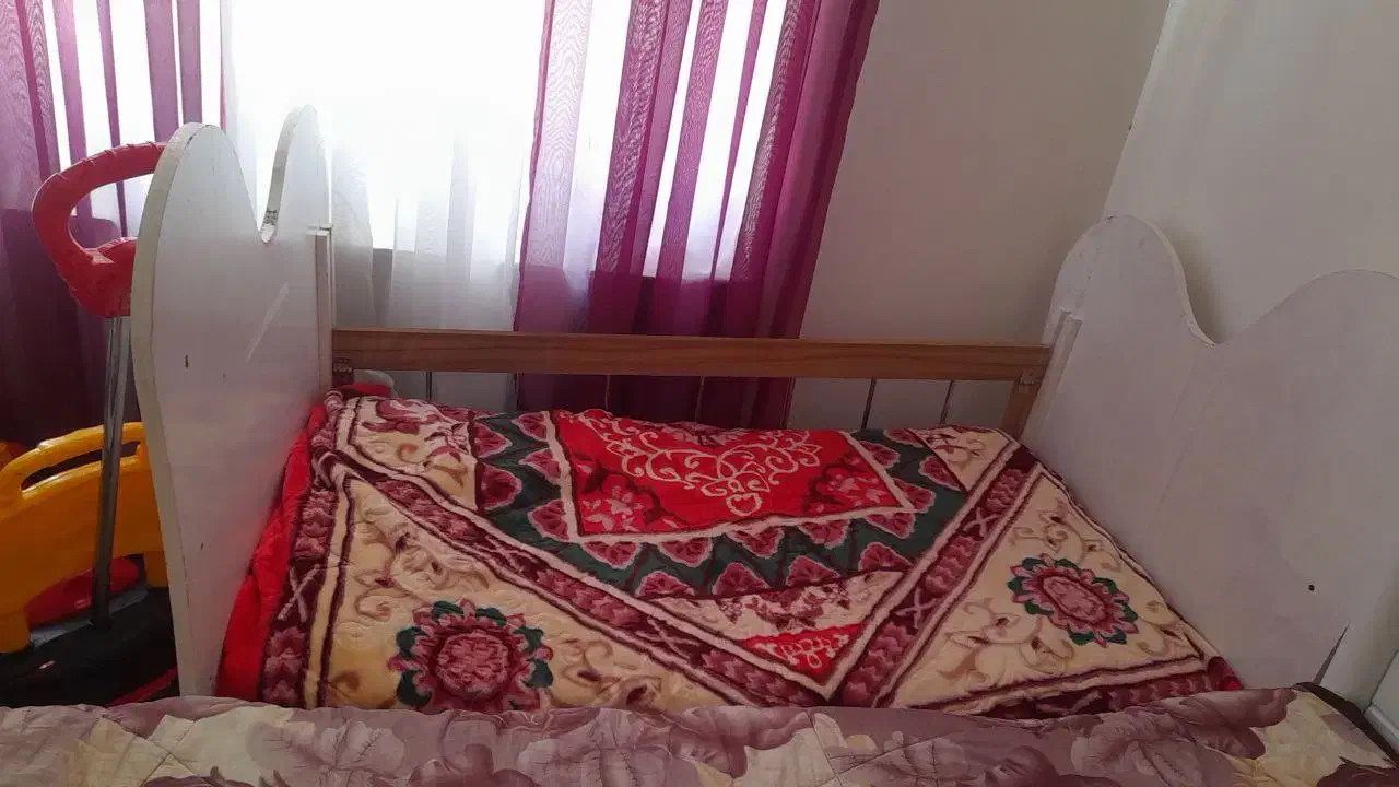 تخت و تشک کودک|تخت و صندلی بچه|پاوه, |دیوار