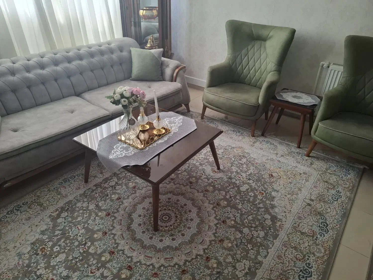 مبل چستر هشت نفره به همراه میز نهارخوری ۵۰ ملیون|مبلمان خانگی و میز عسلی|پرند, فاز ۶|دیوار