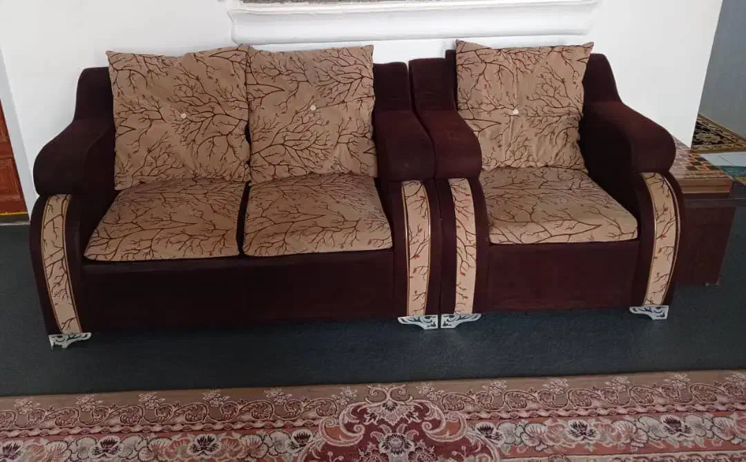 مبل و گل میز در حد نو|مبلمان خانگی و میز عسلی|شیراز, جوادیه|دیوار