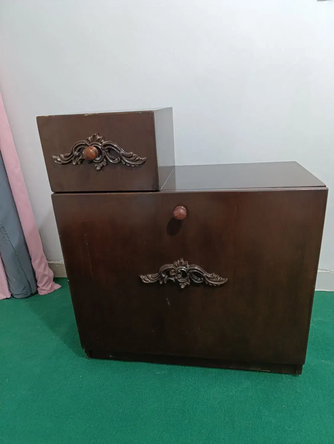 کمد و جاکفشی|جاکفشی، کمد، دراور|کرج, حصارک بالا|دیوار