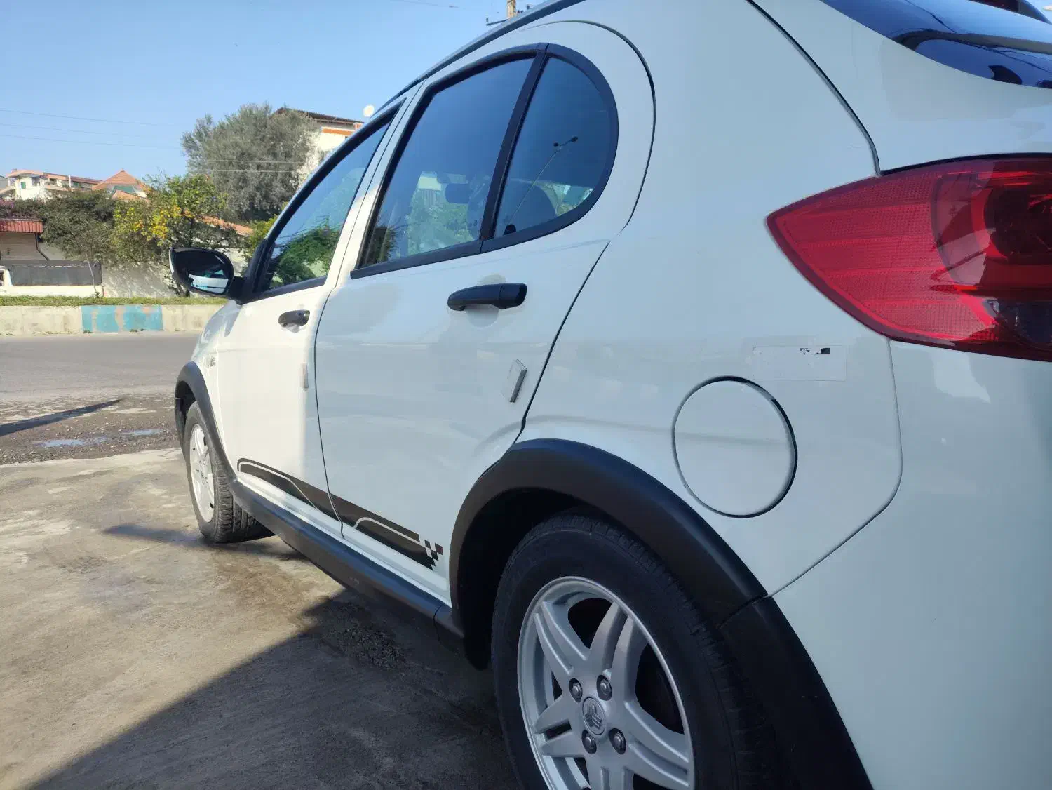 کوییک آپشنال R1401 درحد|خودرو سواری و وانت|خرم‌آباد (تنکابن), |دیوار