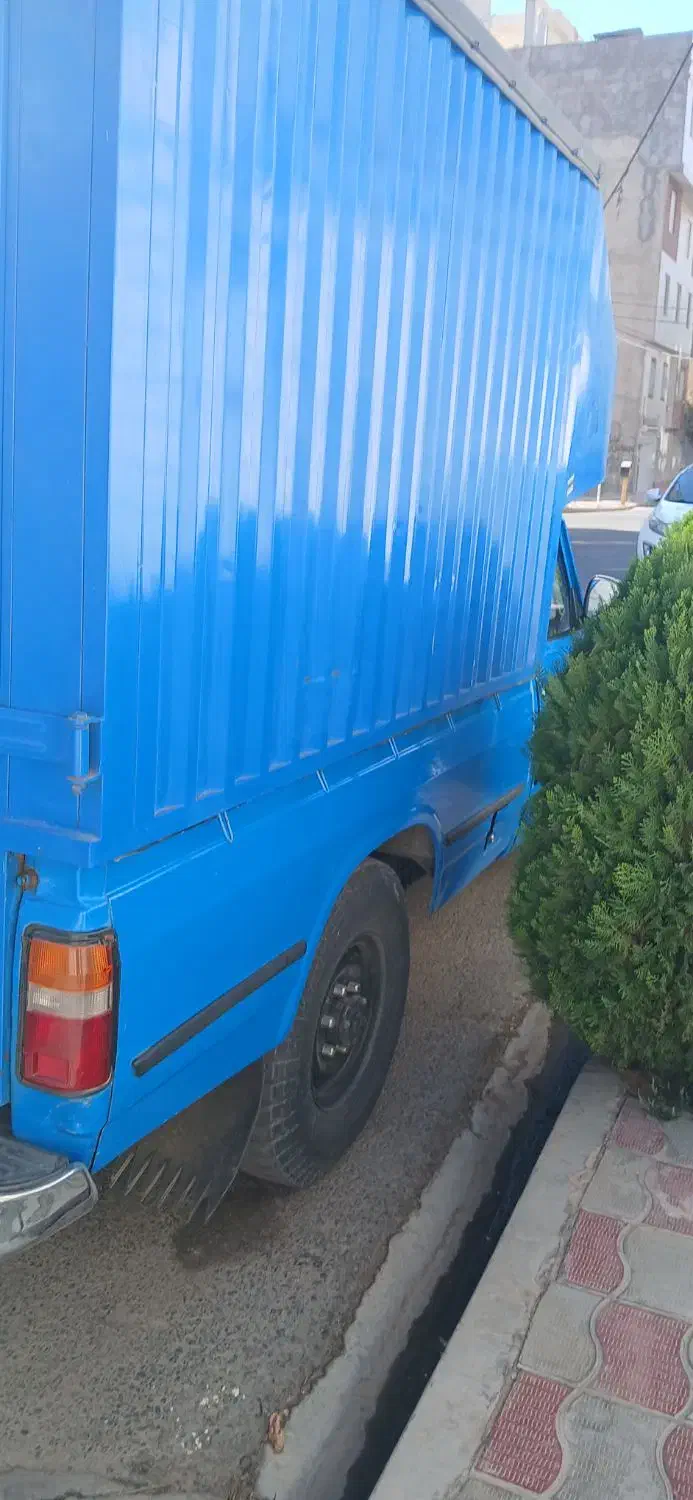 نیسان دارم جهت همکاری باشرکت|استخدام حمل و نقل|هشتگرد, شهرک کوثر|دیوار