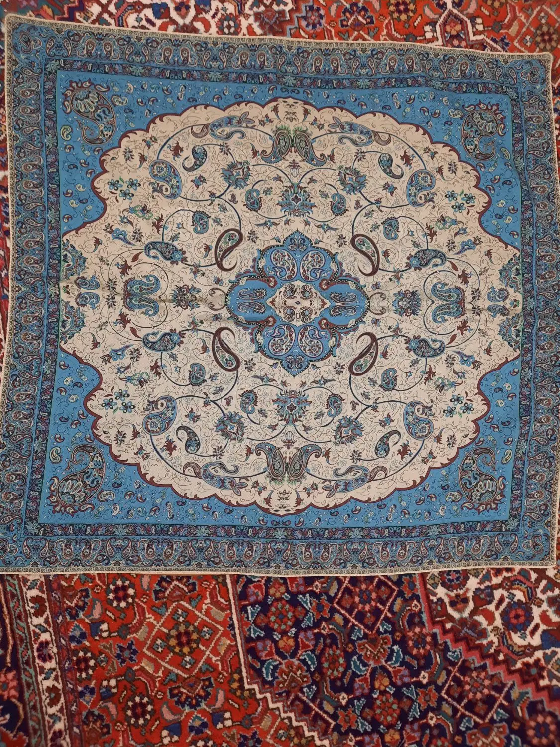 رومیزی قدیمی|پرده، رانر، رومیزی|تهران, سازمان برنامه شمالی|دیوار