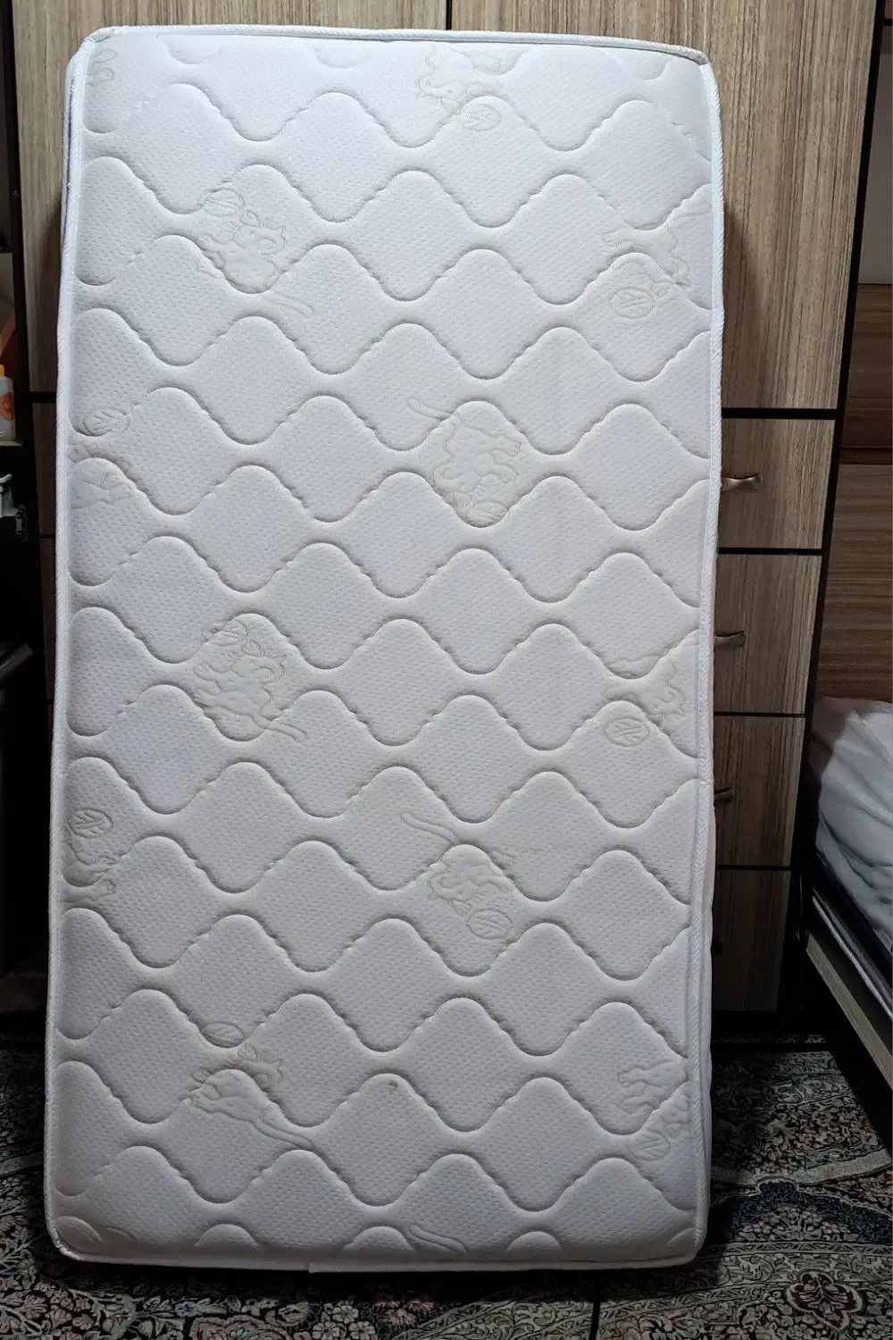 تشک تخت|تشک تختخواب|تهران, قلمستان|دیوار