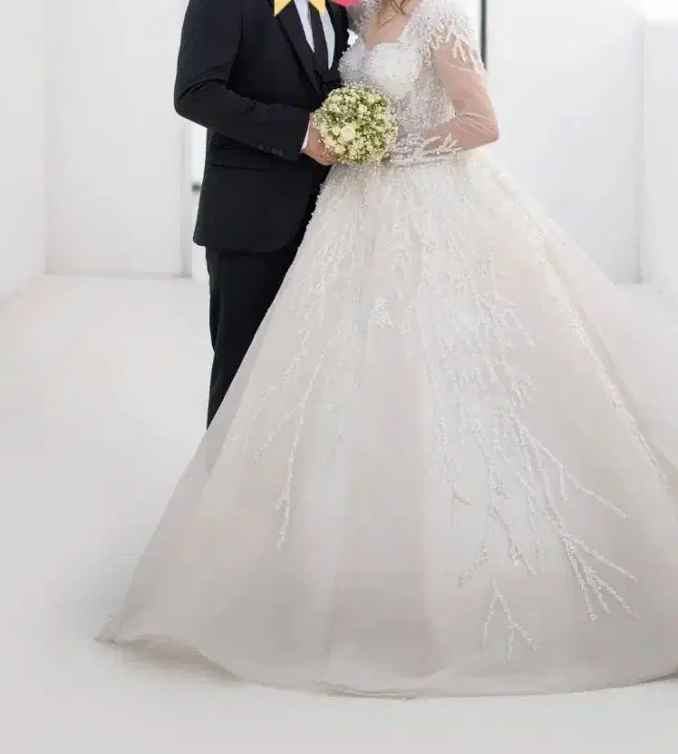 لباس عروس|لباس|شیراز, شاپورجان|دیوار