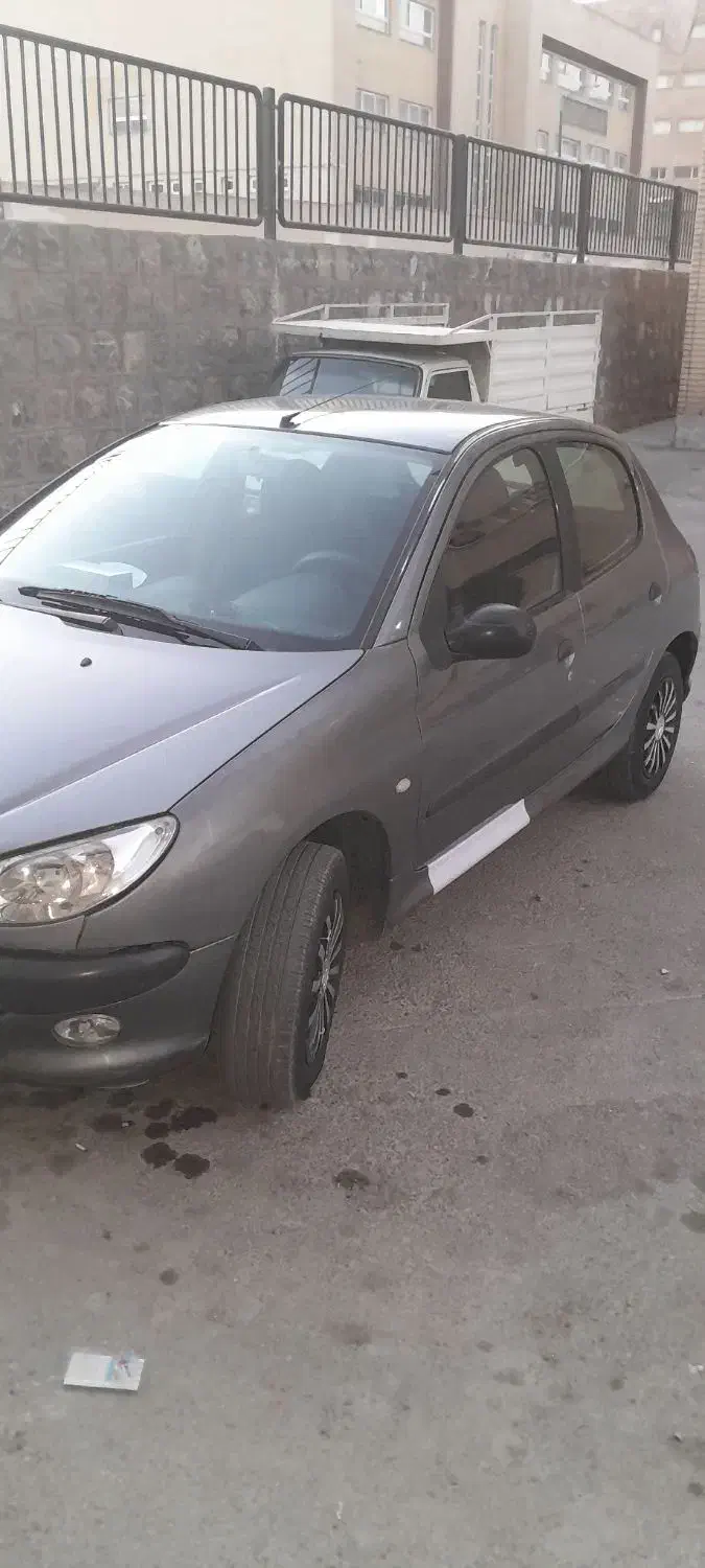 پژو۲۰۶تمیز|خودرو سواری و وانت|فولادشهر, مسکن مهر فولادشهر|دیوار