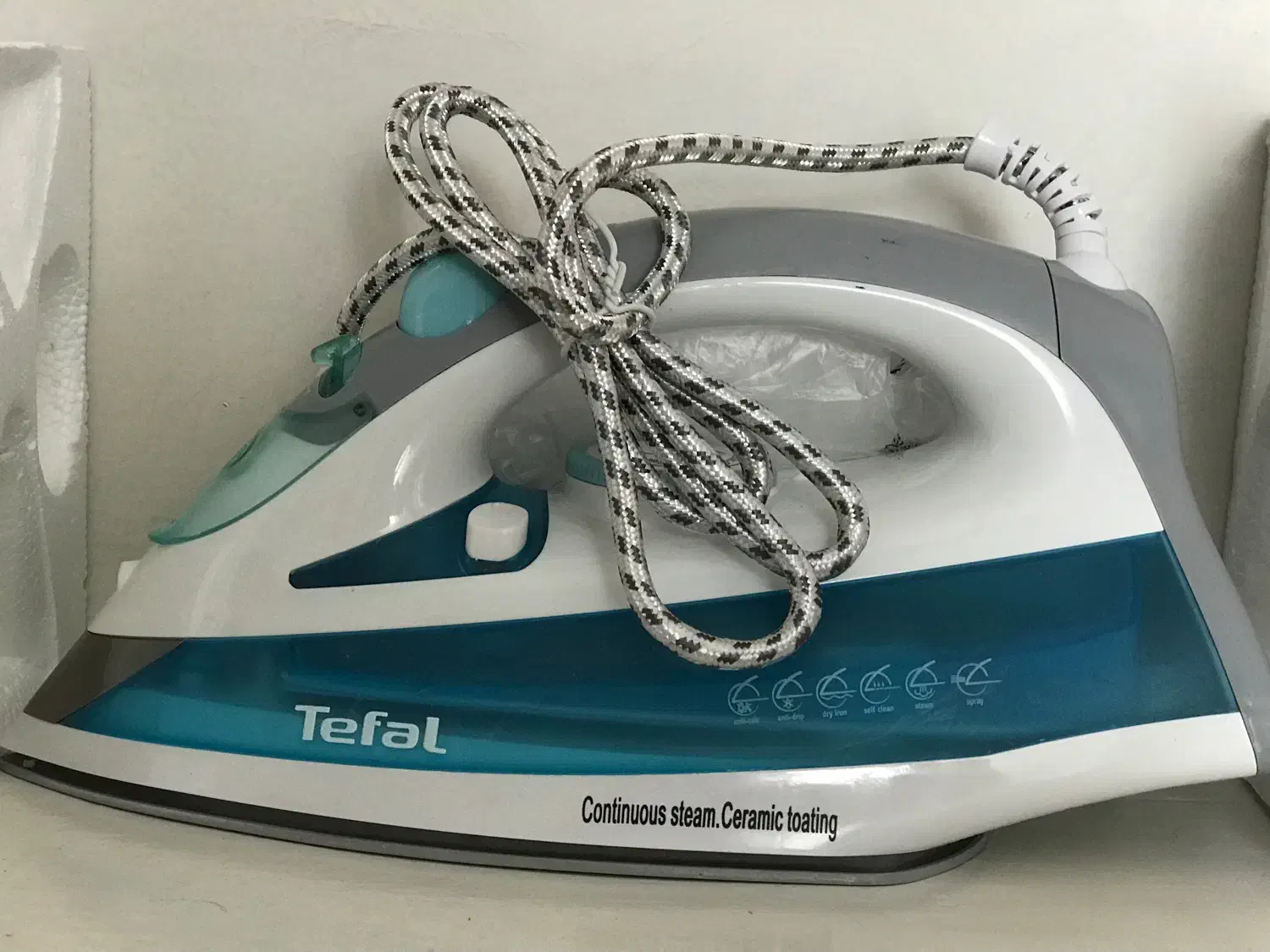 اتو تفال نو|اتو و لوازم اتو|میانه, |دیوار