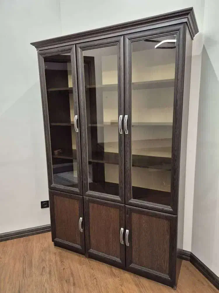 کتابخانه ویترین 3 درب|کتابخانه، شلف، قفسههای دیواری|تهران, مینای شمالی (مخبر)|دیوار