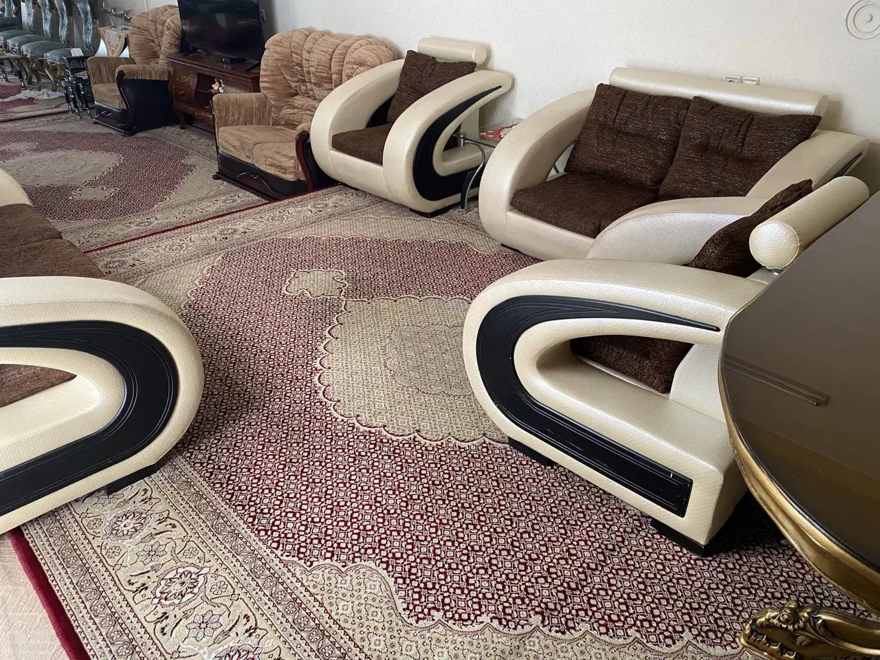 مبل ۷ نفره|مبلمان خانگی و میز عسلی|اردبیل, |دیوار