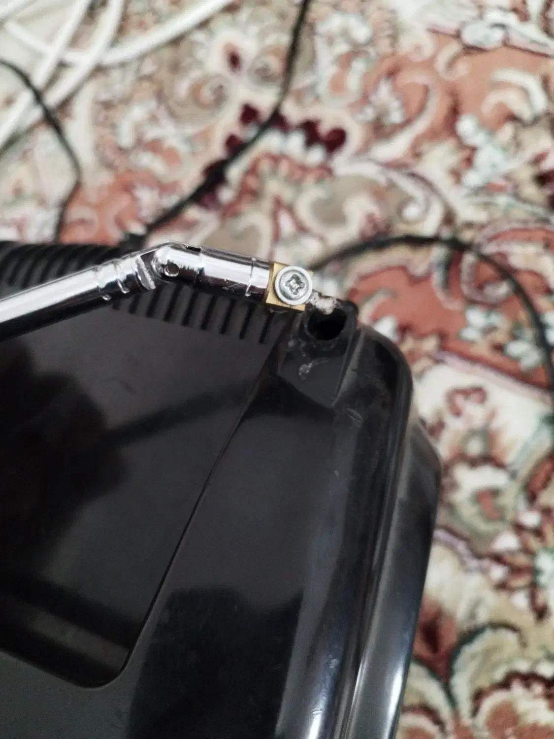 تلویزیون و رادیو قدیمی 5.5 اینچ|تلویزیون و پروژکتور|فردیس, شهرک ارم|دیوار