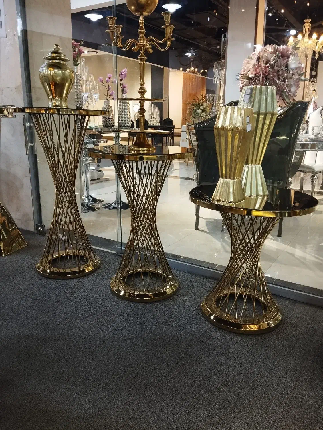 سوارز مدل حصیری / کافه تالار|کافی‌شاپ و رستوران|رشت, منظریه|دیوار