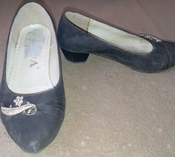 کفش مجلسی کتانی|کیف، کفش، کمربند|قم, ژاندارمها|دیوار