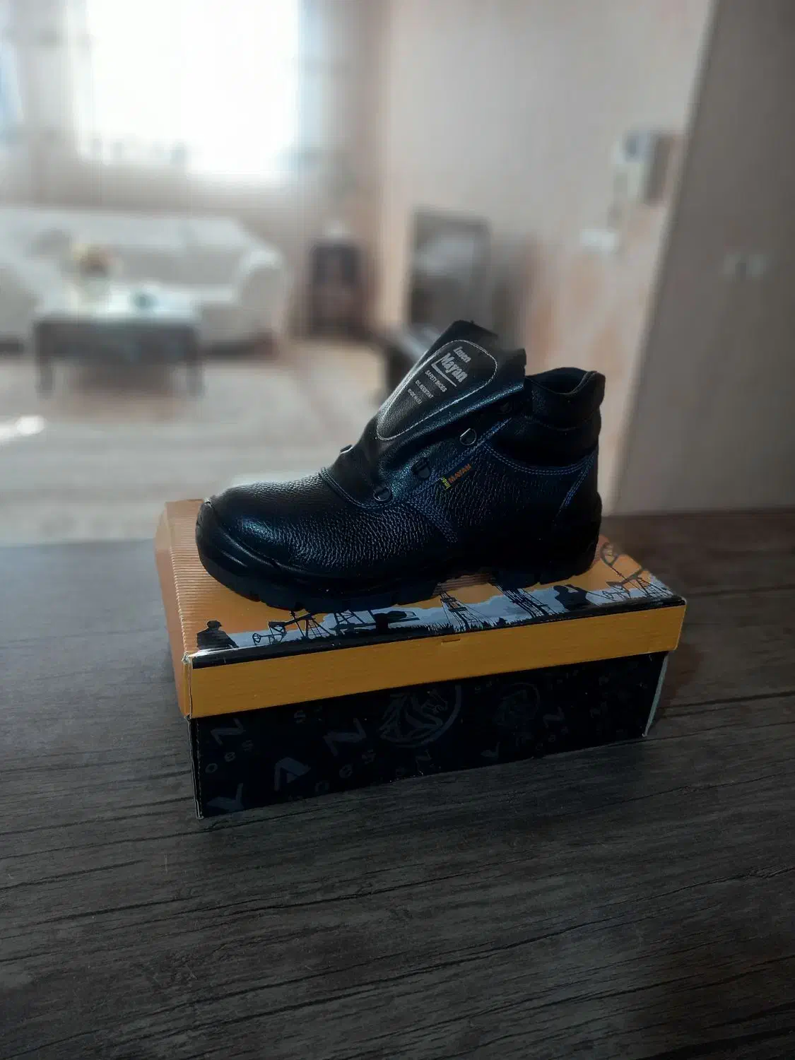 کفش ایمنی کار|کیف، کفش، کمربند|فولادشهر, C3|دیوار