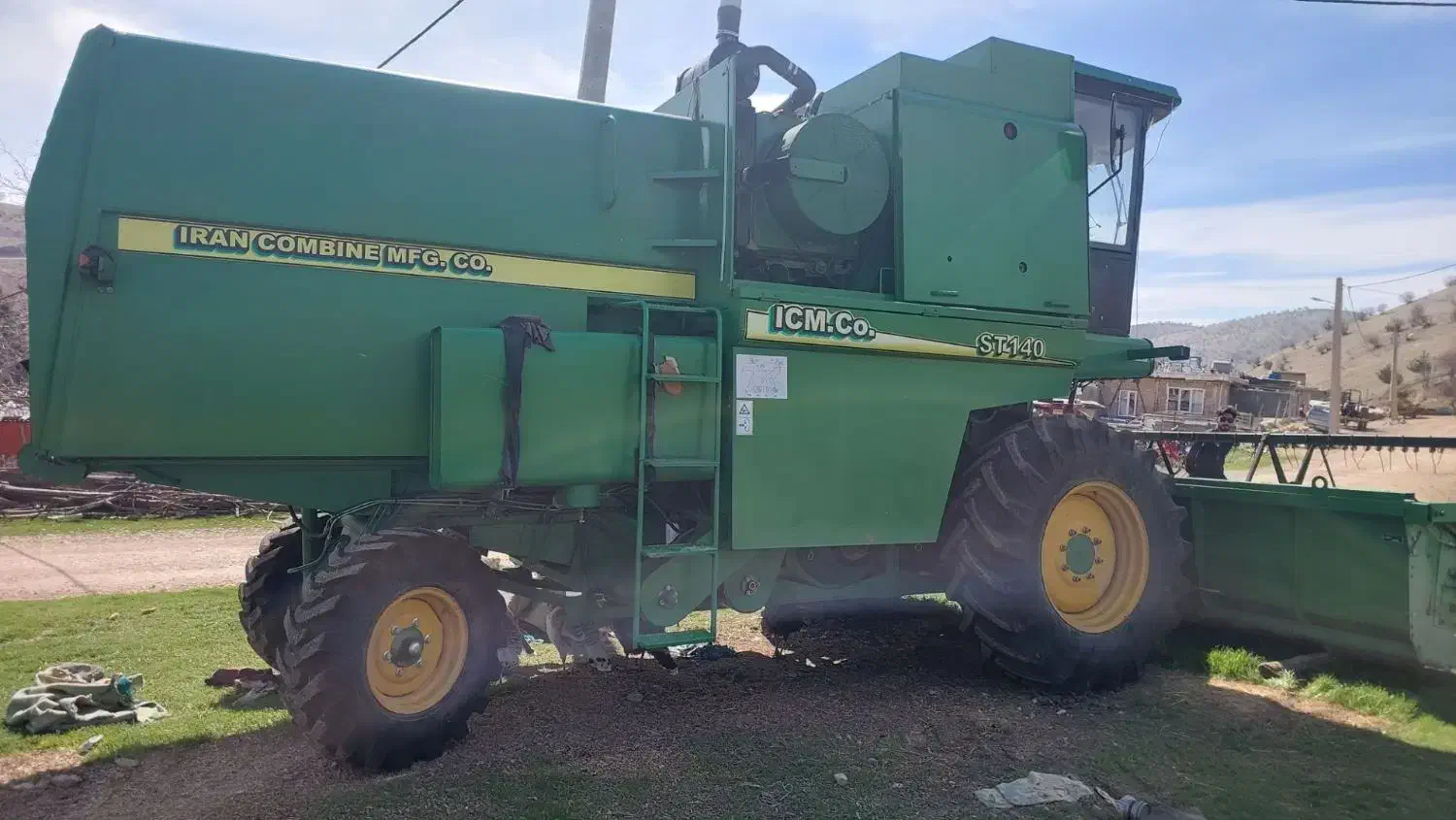 کمباین ۱۴۰۲|خودرو سنگین|سنندج, |دیوار