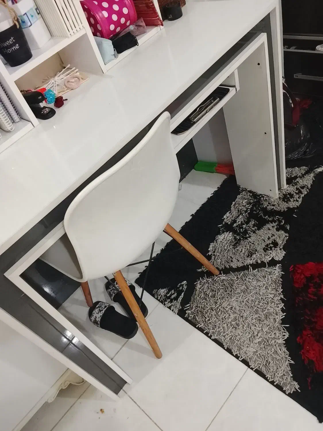 میز مطالعه ومیز آرایشی|میز تحریر و کامپیوتر|اهواز, زیتون کارمندی|دیوار