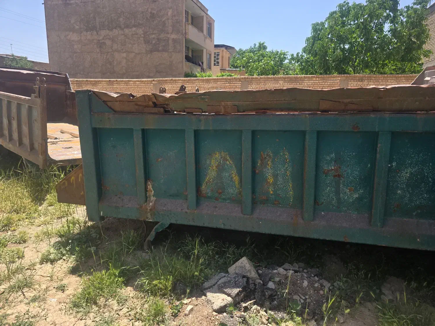 اتاق عقب مایلر|خودرو سنگین|فارسان, |دیوار