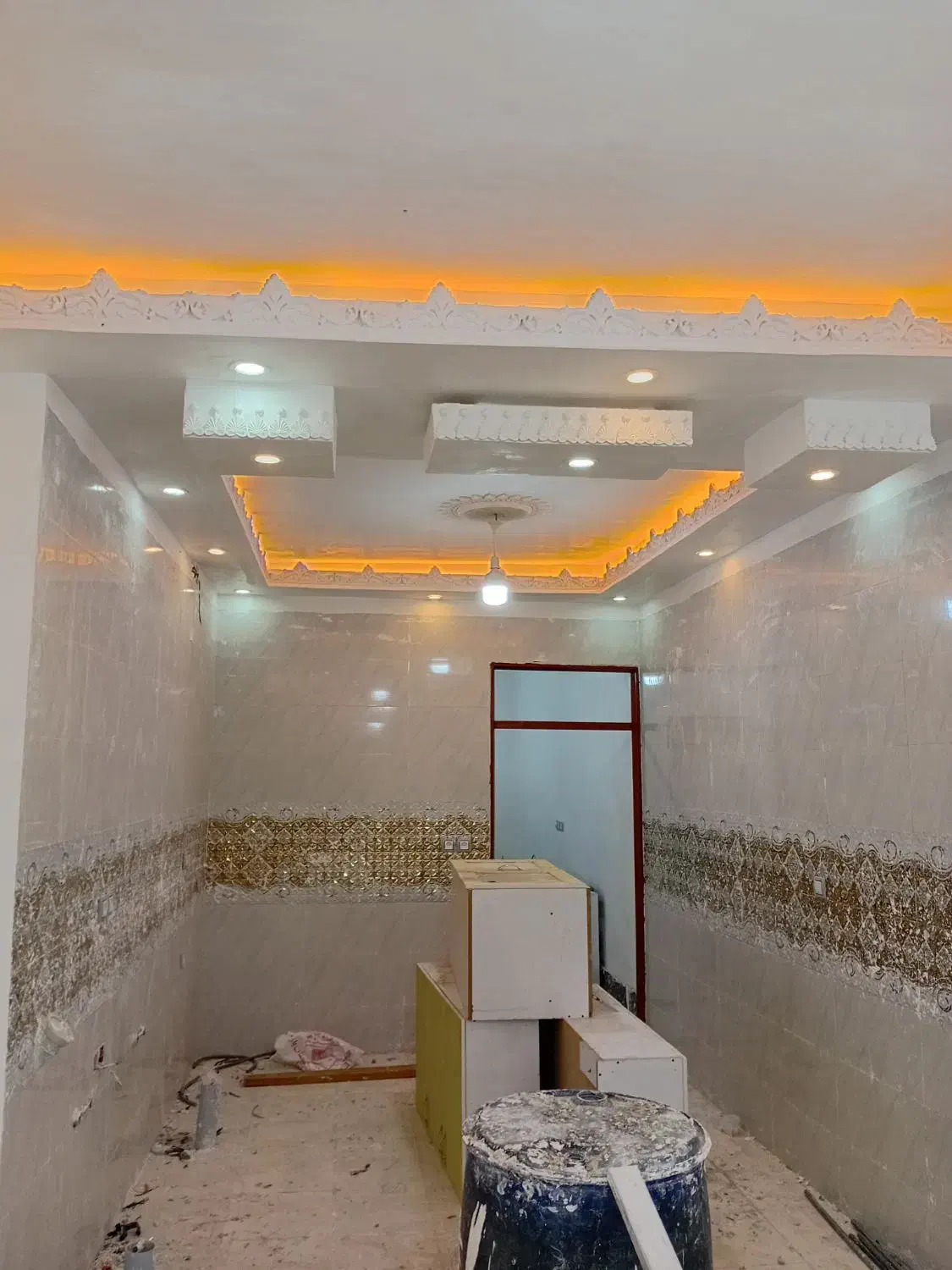 گچکاری لکه گیری|خدمات پیشه و مهارت|زاهدان, |دیوار