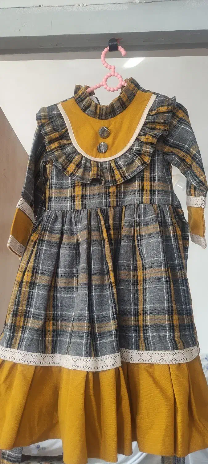 لباس بچگانه|کفش و لباس بچه|گنبد کاووس, |دیوار