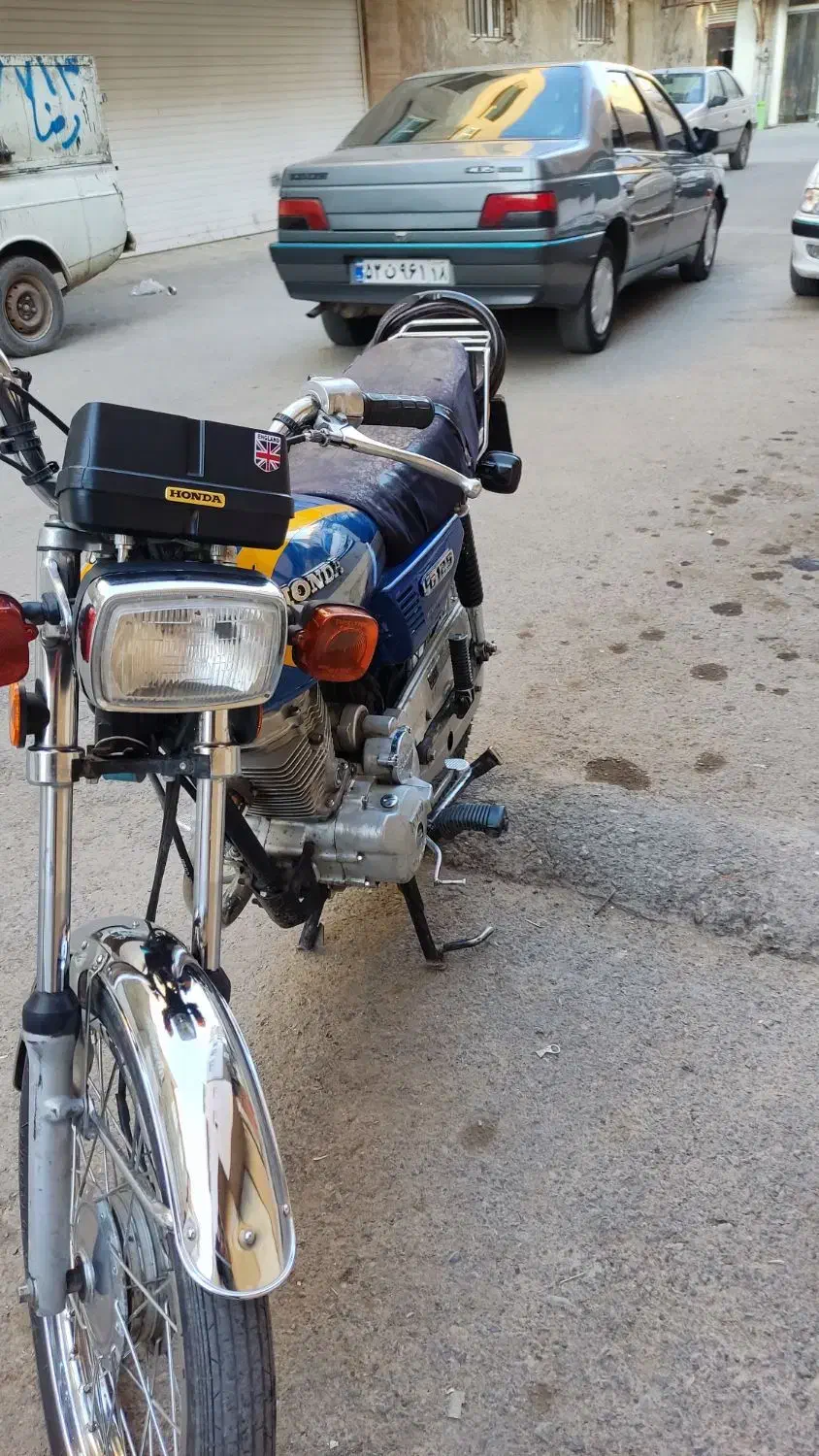 موتور هندا 125|موتورسیکلت|قم, شهر قائم|دیوار