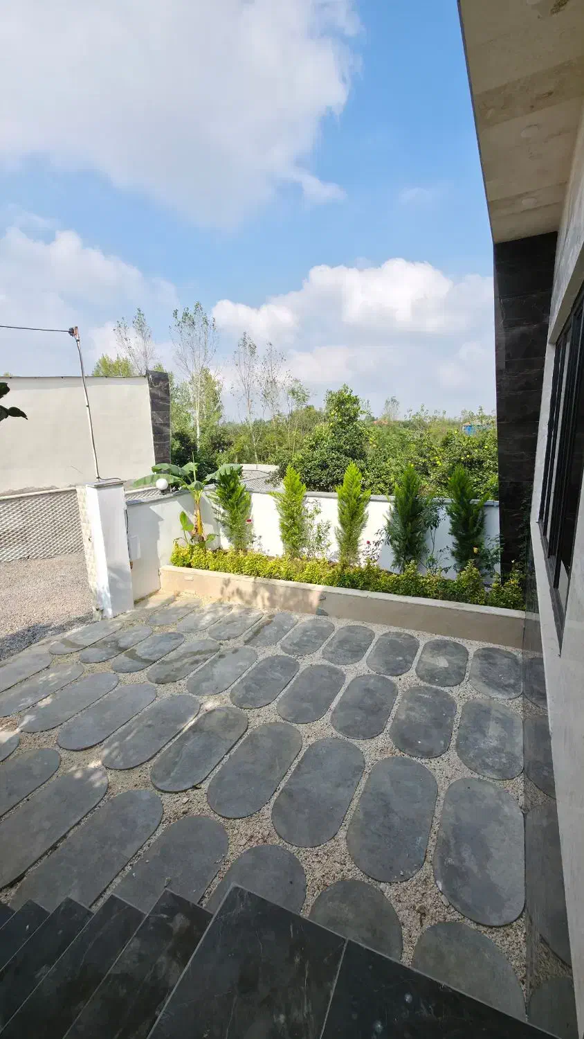 ویلا همکف نوساز نزدیک به شهر|فروش خانه و ویلا|امامزاده عبدالله, |دیوار