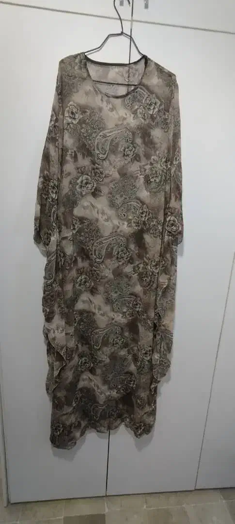 تعداد لباس مجلسی محلی حریر و پولکی|لباس|فردیس, سپید دشت|دیوار