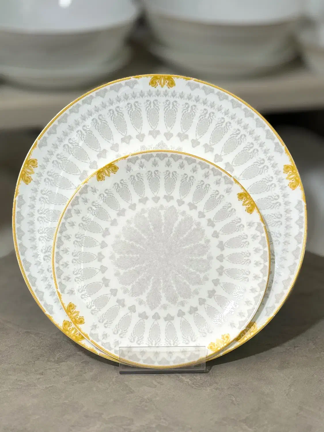 سرویس غذاخوری آرکوپال 6 نفره شرکت مقصود دینو.|ظروف سرو و پذیرایی|تهران, شوش (باغ آذری)|دیوار