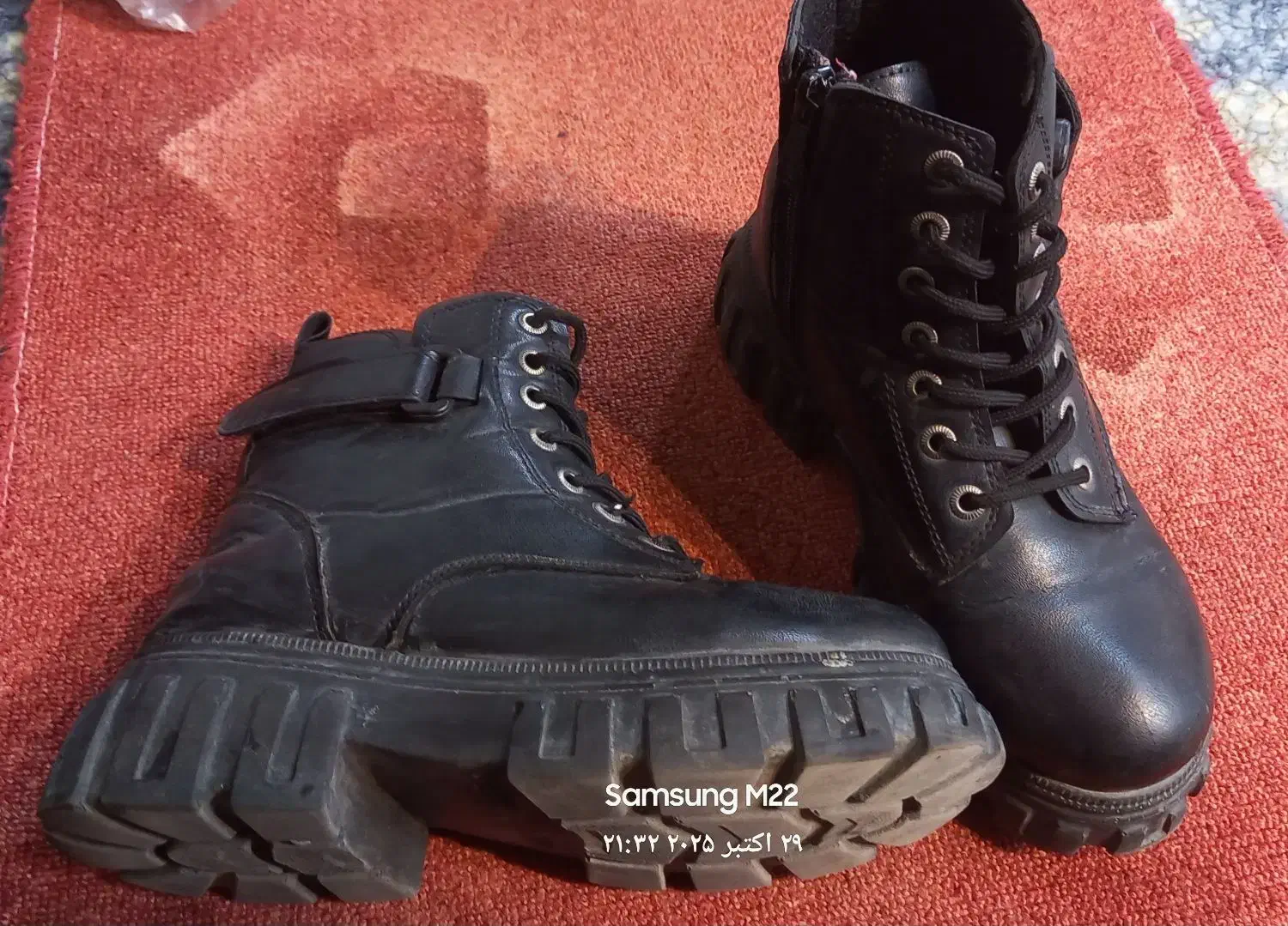 نیم بوت دخترانه در حد نو|کیف، کفش، کمربند|سنندج, |دیوار