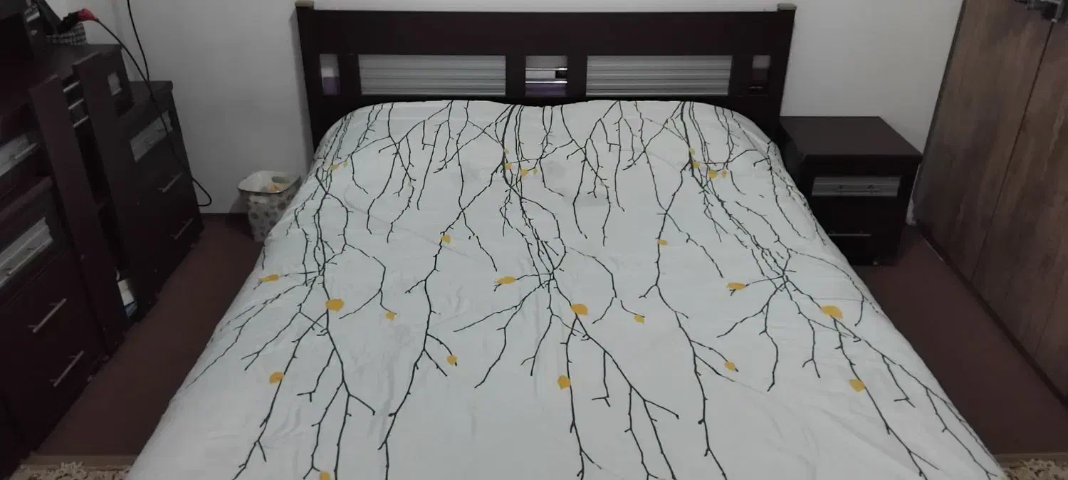 ست کامل تخت دونفره با دوتا پا تختی ومیزآرایش وکمد|تخت و سرویس خواب|مشگین شهر, |دیوار