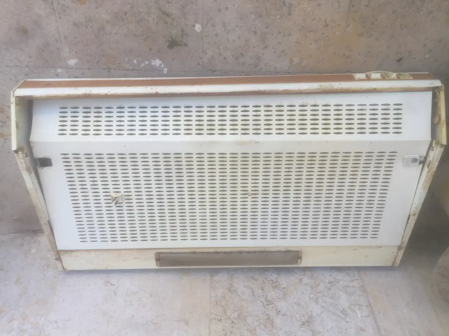 هود و سینگ|هود|بوشهر, |دیوار