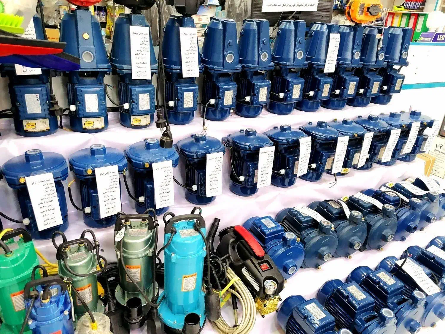 پمپ آب کفکش چاهی و استخر پنتاکس اصلی|مصالح و تجهیزات ساختمان|قم, ولیعصر|دیوار