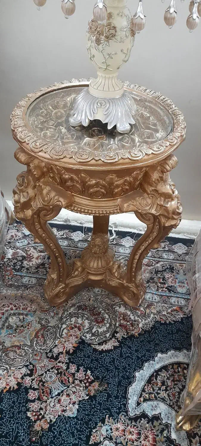 میز مناسب برای دکوری و اباژور|مبلمان خانگی و میز عسلی|ری, دیلمان|دیوار