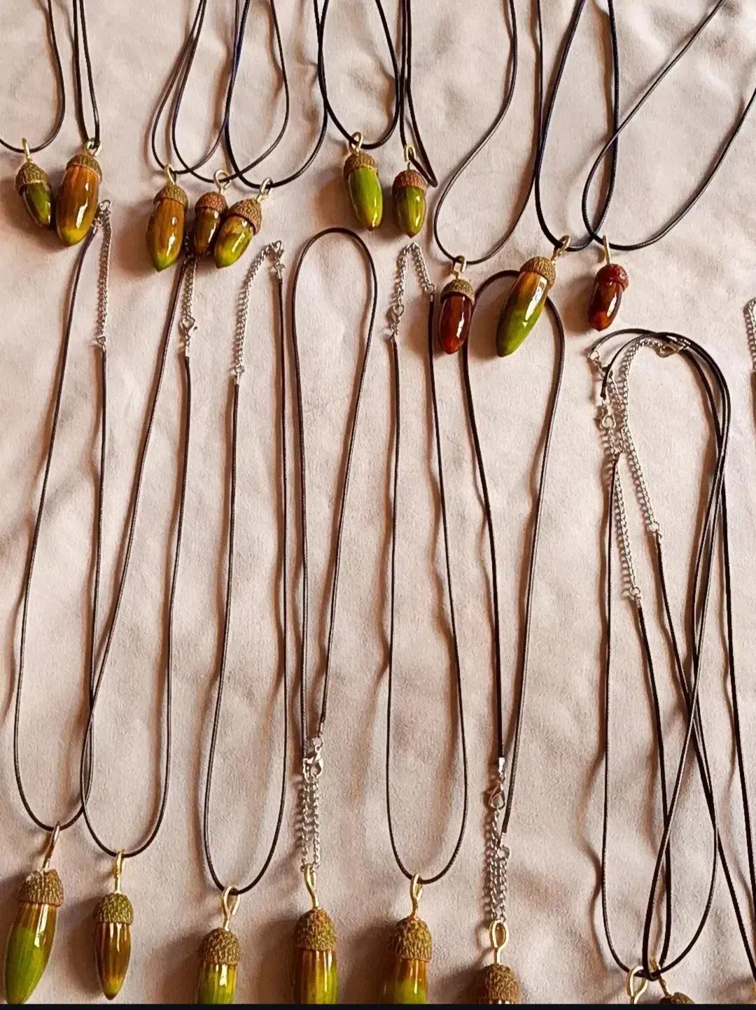 گردنبندوآویز بلوط|بدلیجات|جوانرود, |دیوار