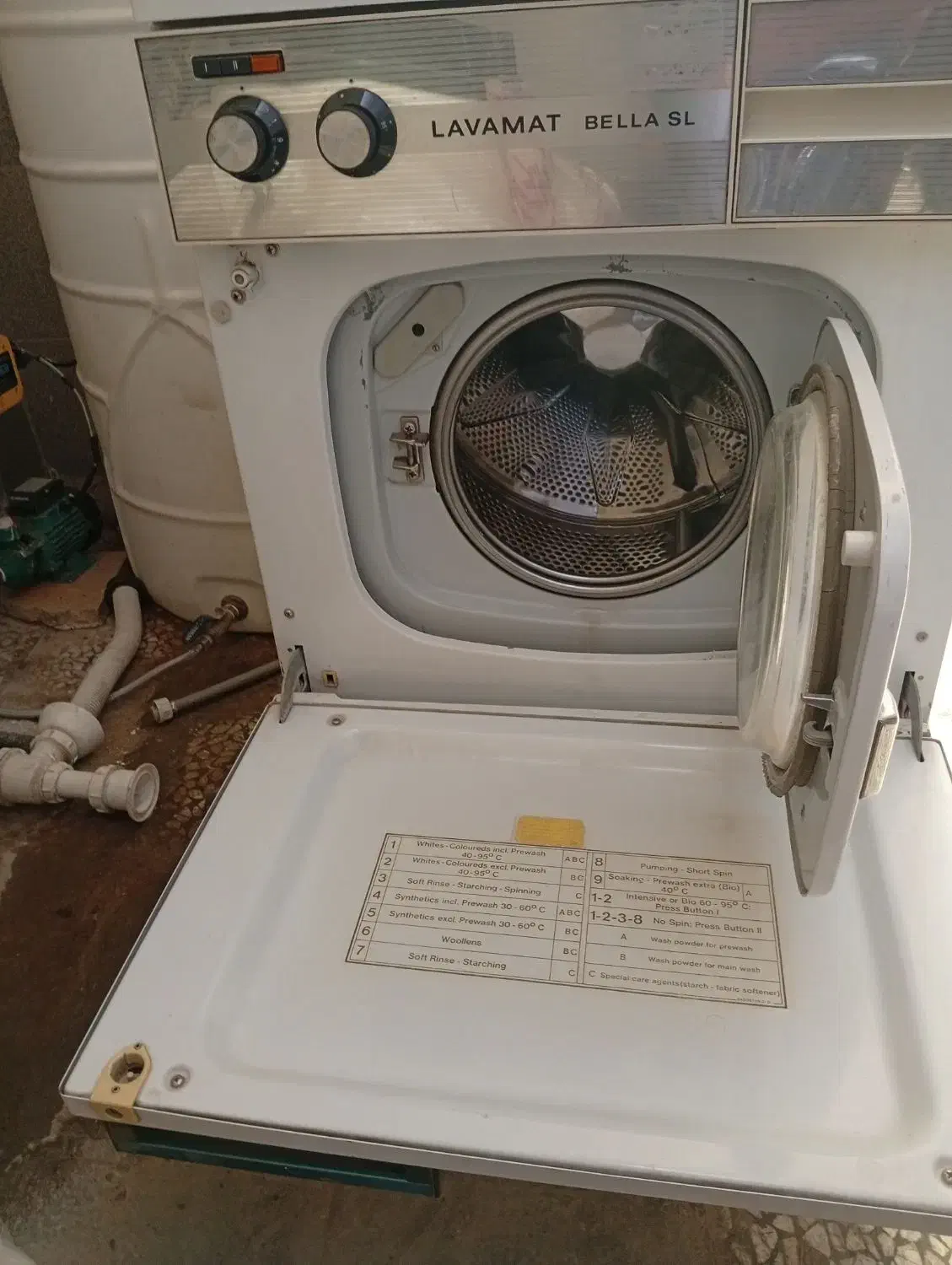 ماشین لباسشویی AEGالمانی درجه یک|ماشین لباسشویی و خشککن لباس|شیراز, کوشک میدان|دیوار