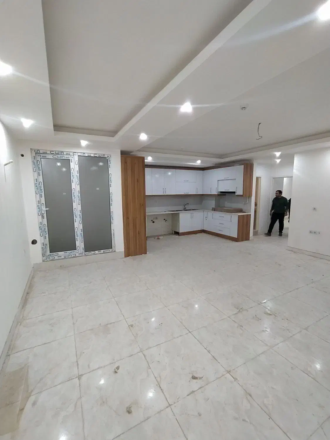 94 متر تاپ لوکیشن/ پکیج رادیات برند ساز|فروش آپارتمان|اهواز, شهرک دانشگاه|دیوار