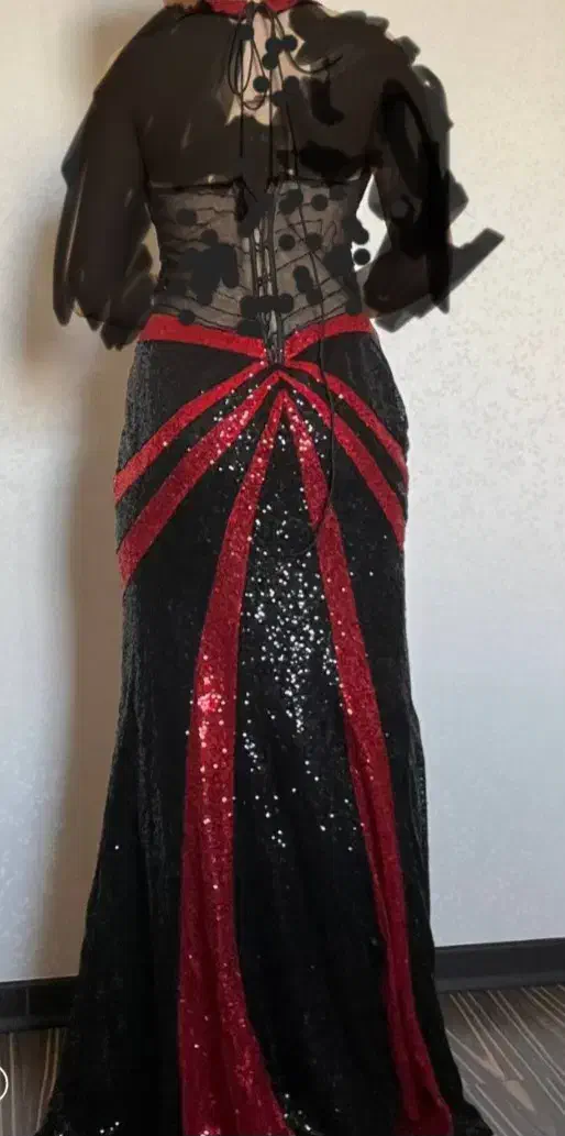 لباس‌مجلسی|لباس|اردبیل, |دیوار