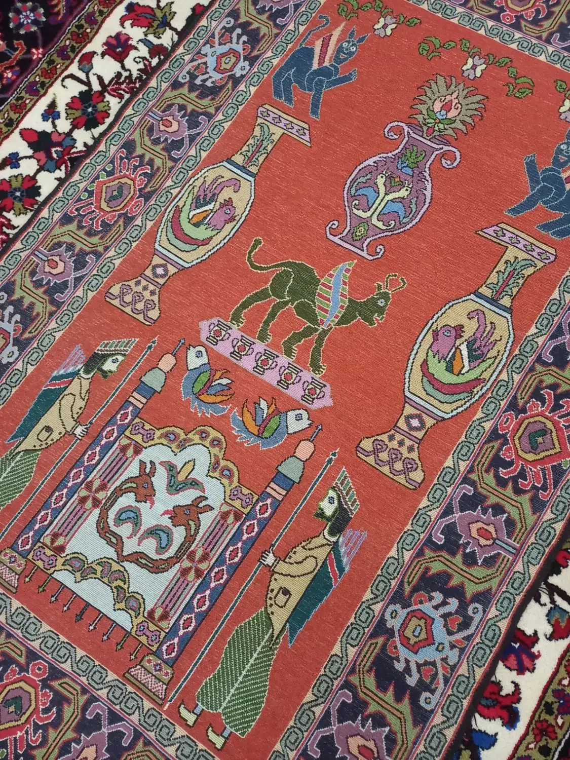 ورنی تخت جمشید|گلیم، جاجیم، گبه|تبریز, |دیوار