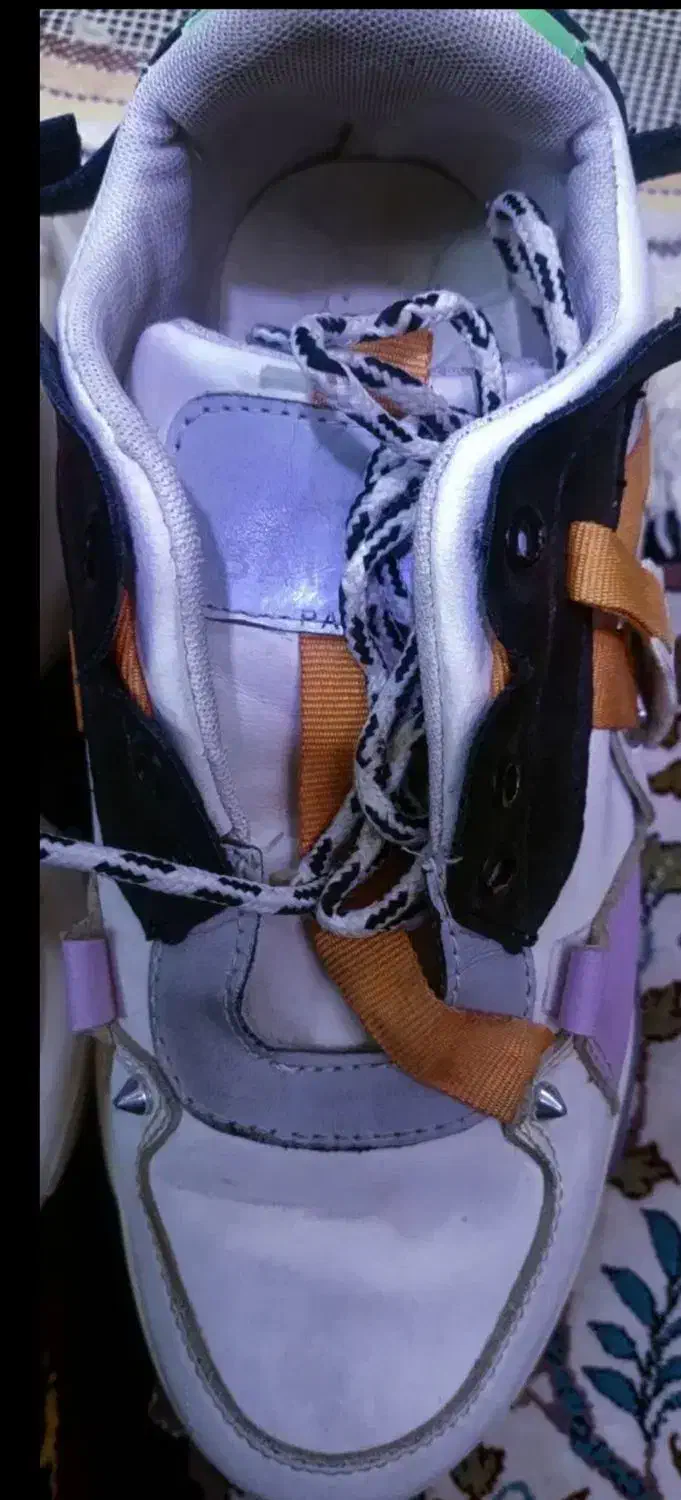 کفش خارجی   بندش کشیده|کیف، کفش، کمربند|بیرجند, |دیوار