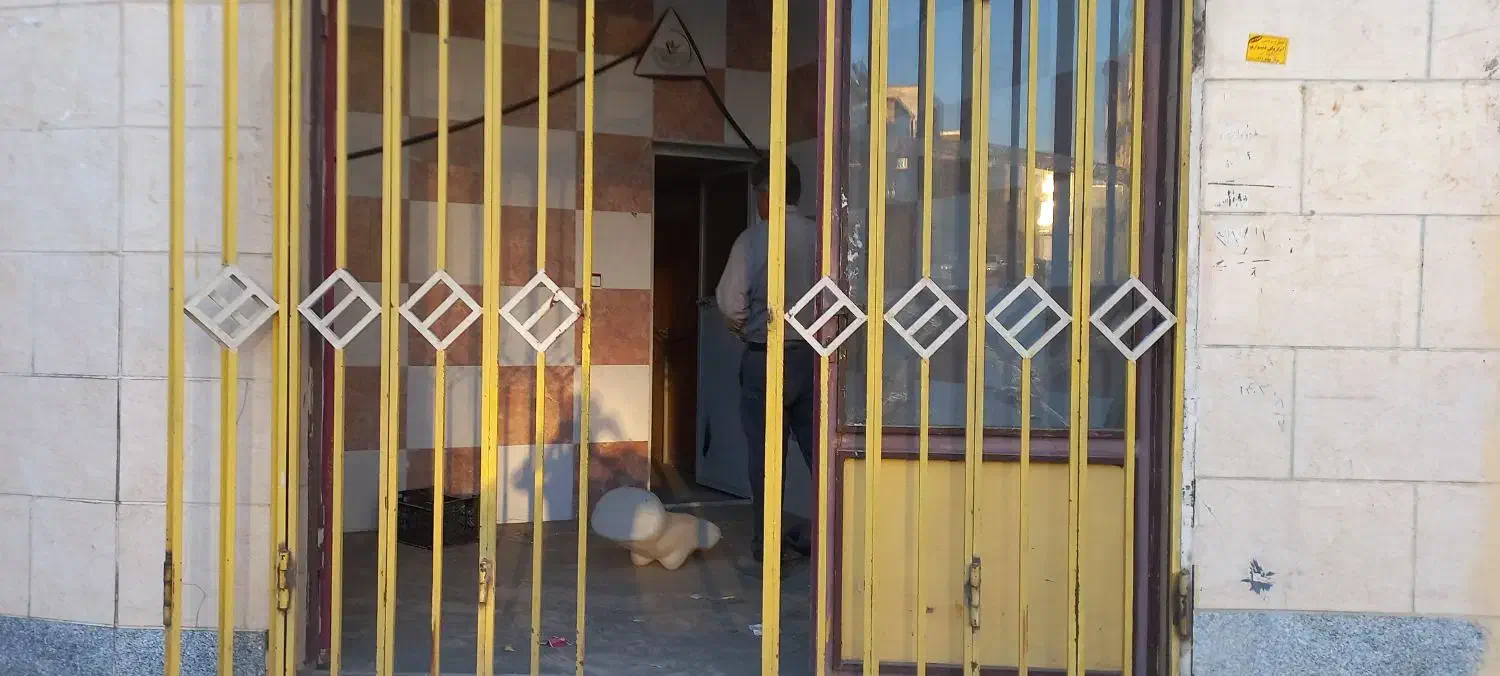 مغازه ۱۵ متر اول زمین شهری|اجارهٔ مغازه و غرفه|همدان, |دیوار