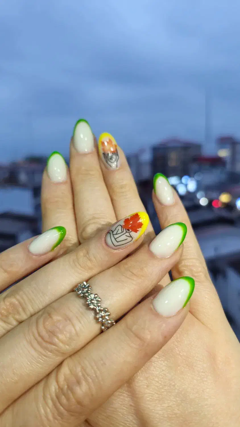 ناخنکار و بند و ابرو و  موخوره گیری بدون کوتاهی|خدمات آرایشگری و زیبایی|رشت, گلسار|دیوار