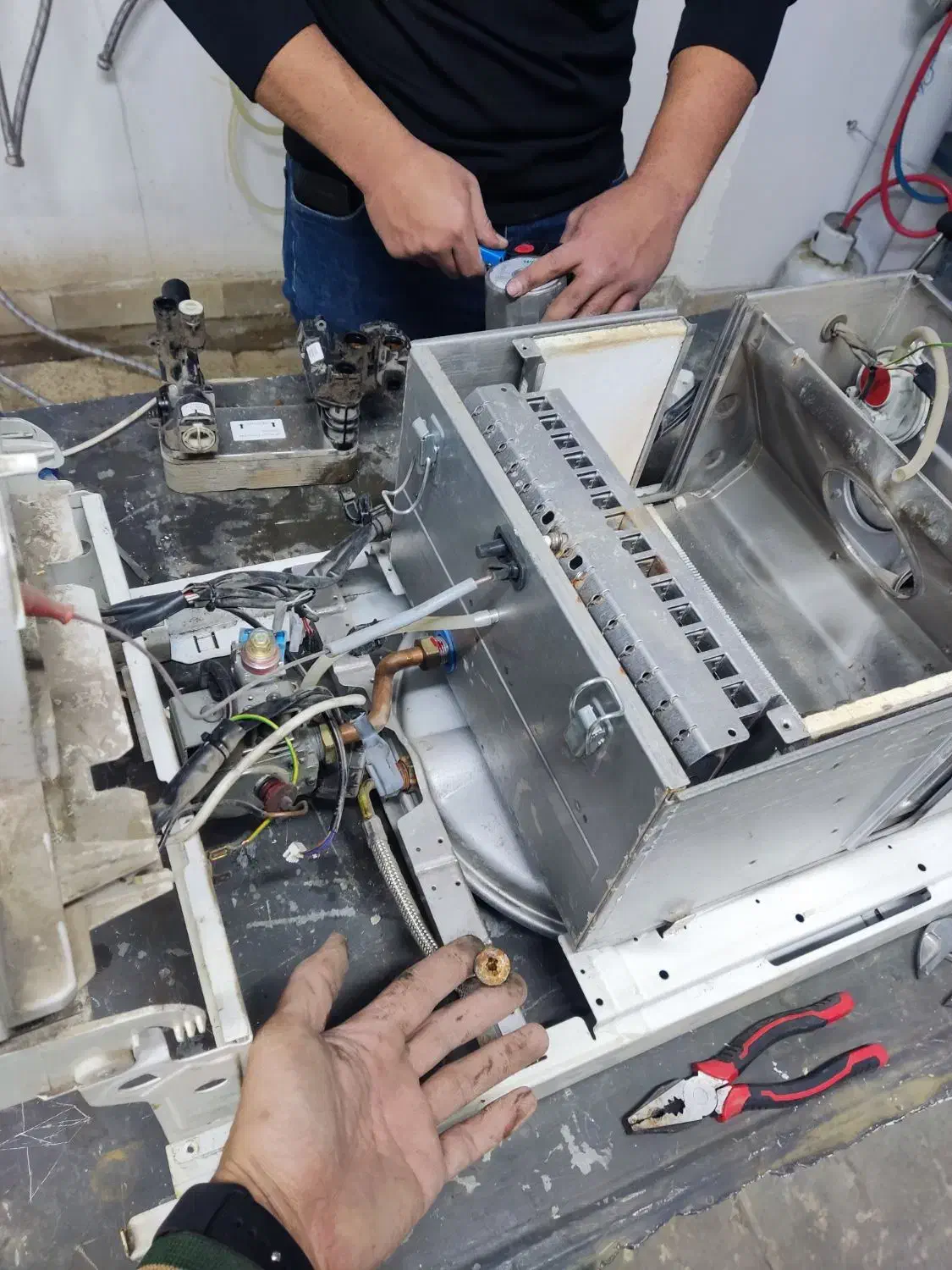 تعمیر پکیج و آبگرمکن و موتور خانه تضمینی|خدمات پیشه و مهارت|مشهد, طلاب|دیوار