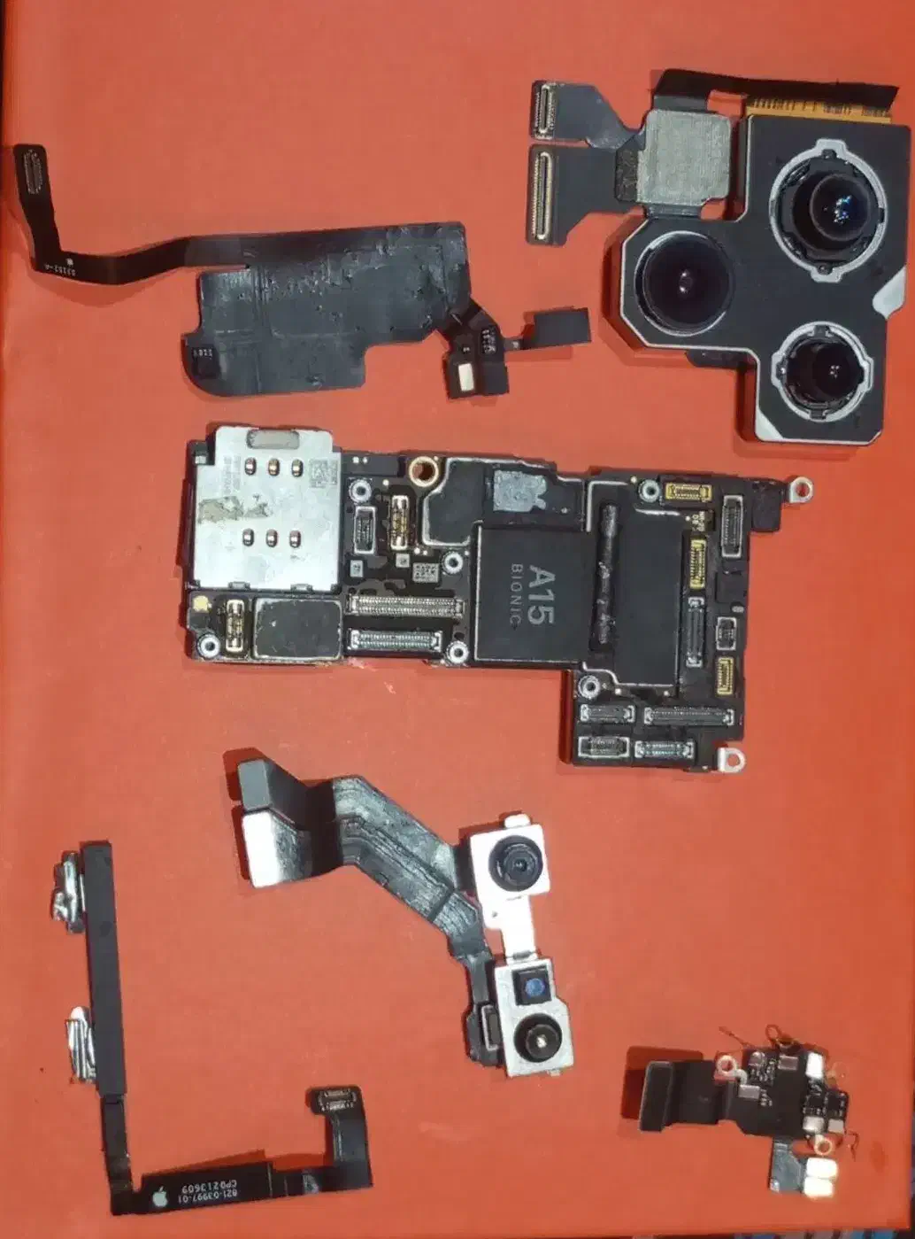 ایفون ۱۳پرومکس ایکلود|موبایل|شیروان (خراسان), |دیوار