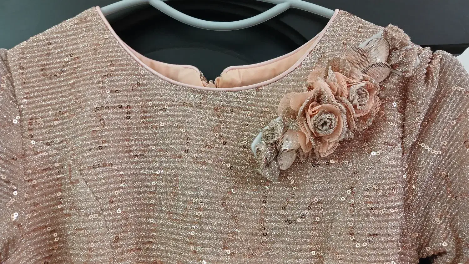 لباس مجلسی نوجوان|لباس|لاهیجان, شهرک سلمان فارسی|دیوار