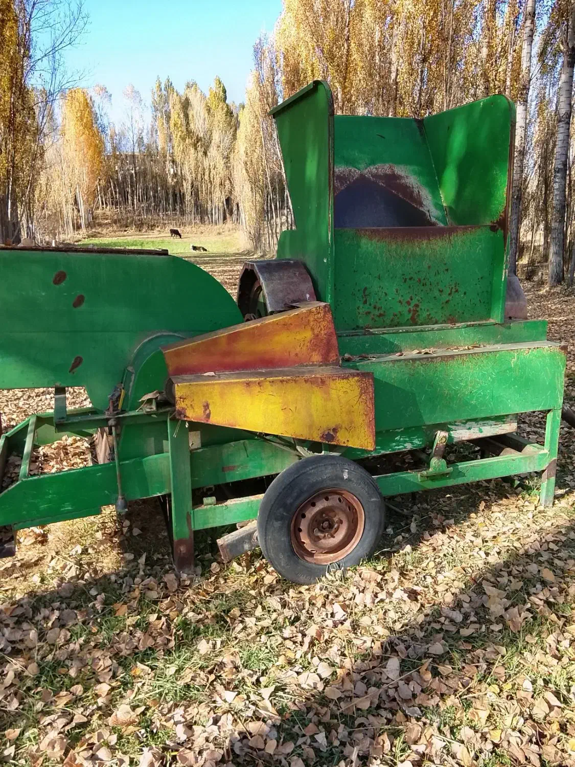 خرمن کوب|ماشین‌آلات صنعتی|ورزقان, |دیوار