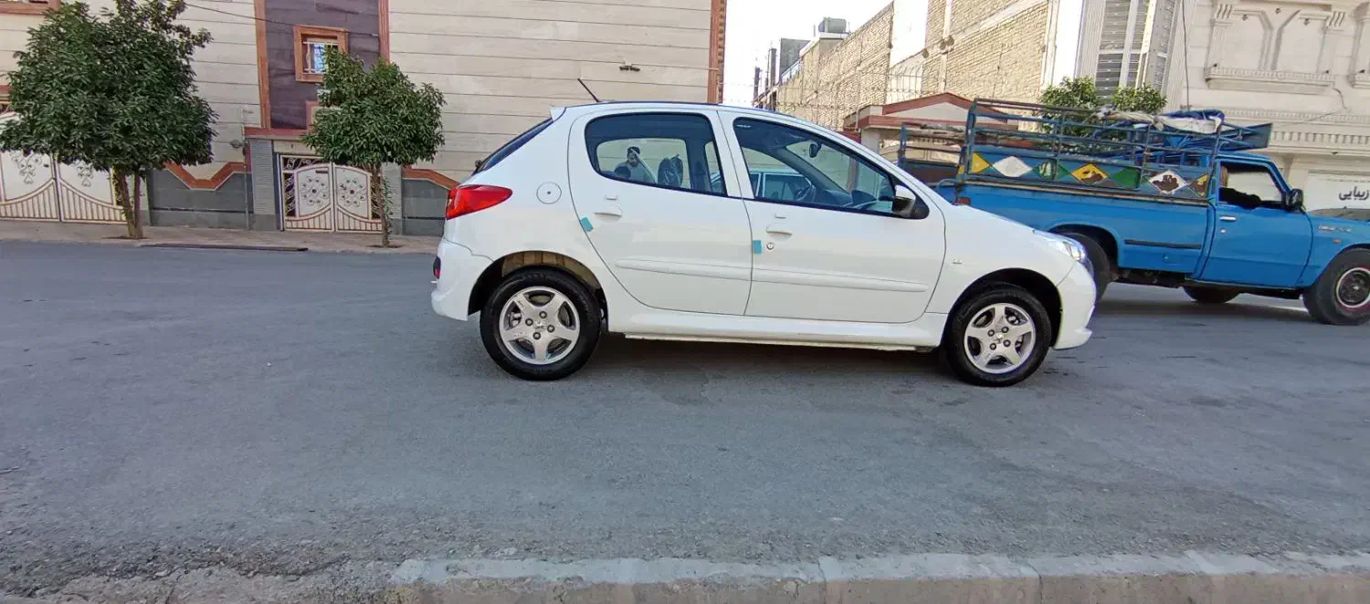 ۲۰۷فول ۸۵گانه|خودرو سواری و وانت|مرودشت, پشت سایپا‎|دیوار