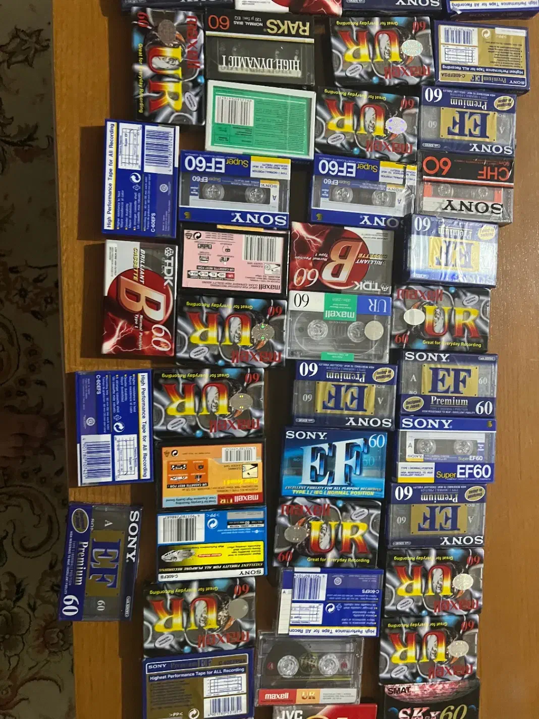 نوارکاست خام خارجی 90درصدشون ژاپنی هست|فیلم و موسیقی|شیراز, حومه شیراز|دیوار
