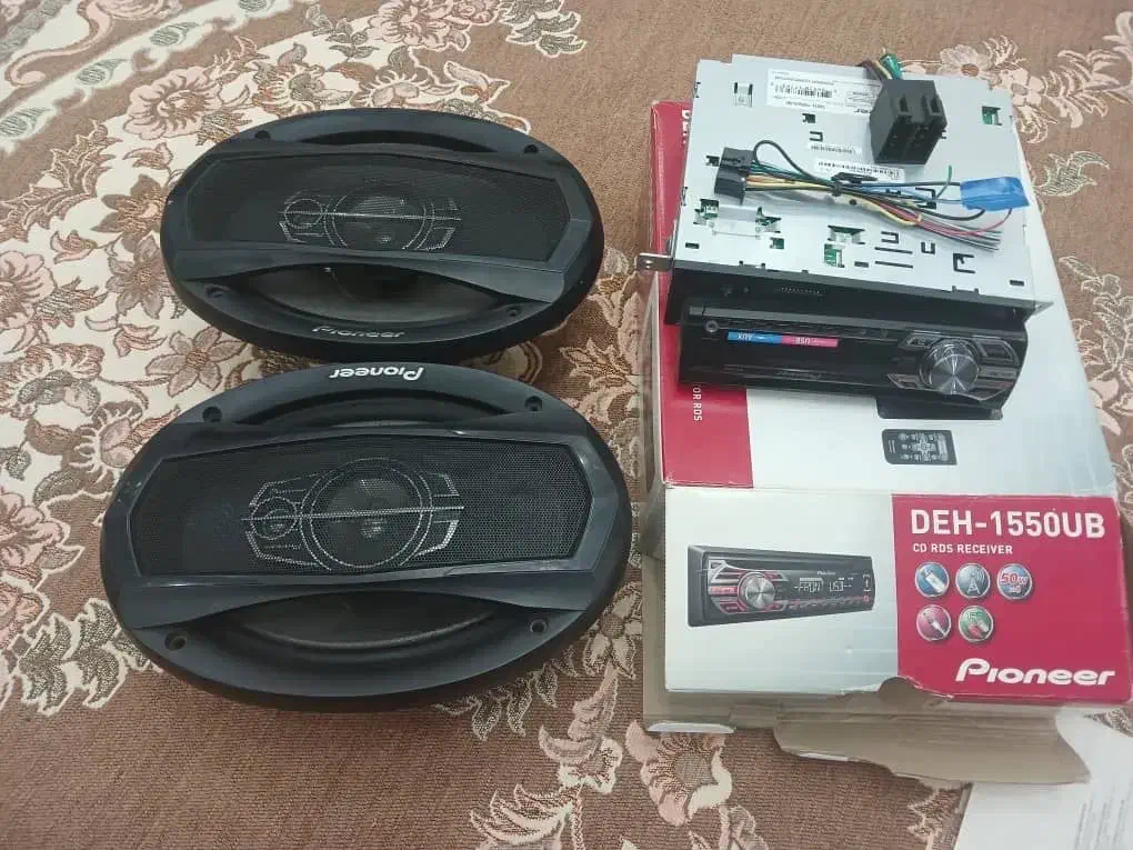 ضبط اورجینال Pioneer DEH-1550UB سالم بدون کارکرد|قطعات یدکی و لوازم جانبی|رشت, معلم|دیوار
