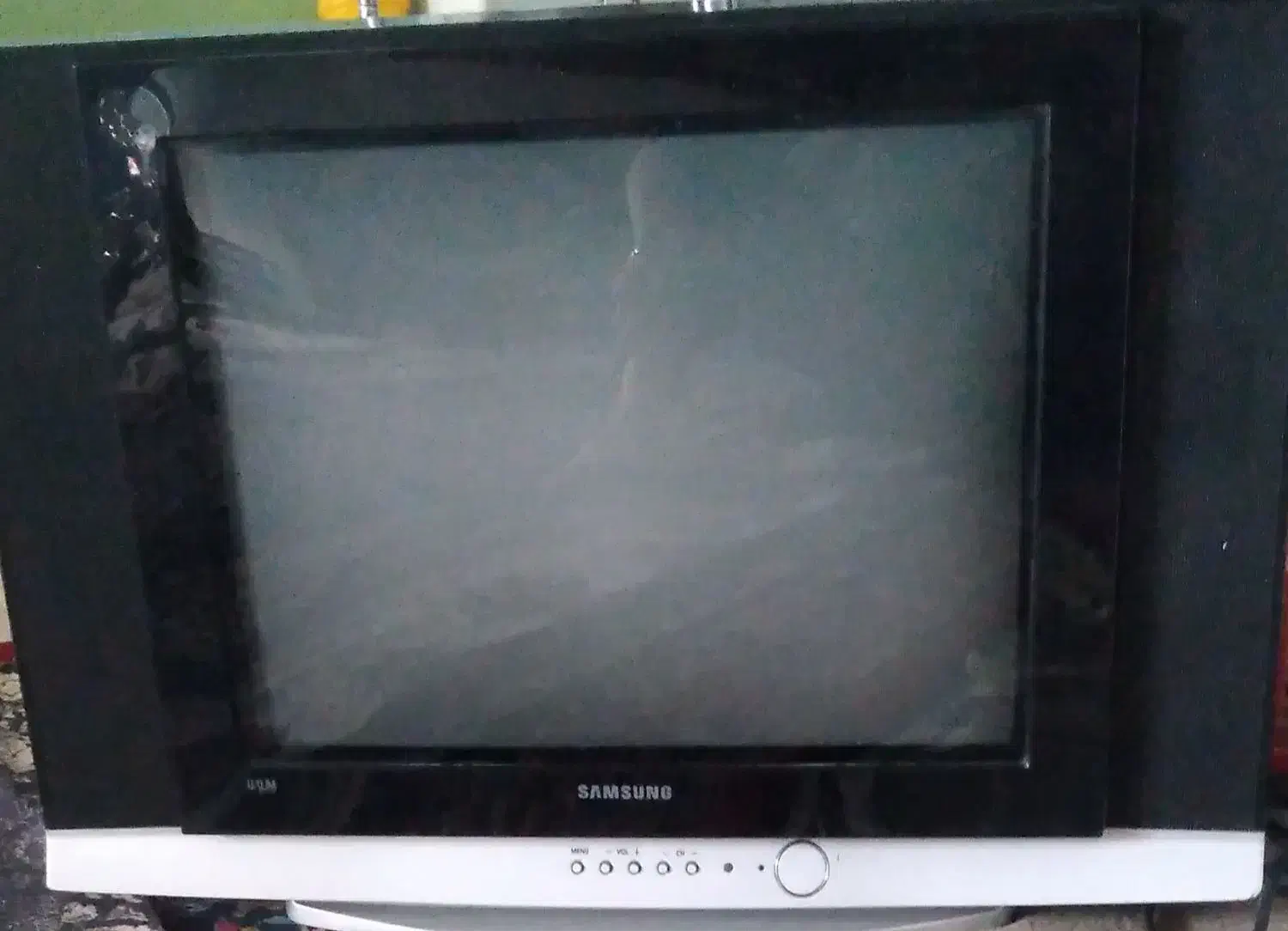 تلویزیون ۲۱اینچ|تلویزیون و پروژکتور|الشتر, |دیوار